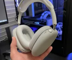 AirPods Max white